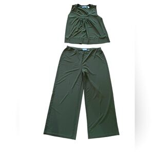 Pantsuit by Liz Claiborne: Top is Large, Pants are XL